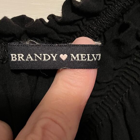 Brandy Melville Cropped Peasant Top - Picture 5 of 6